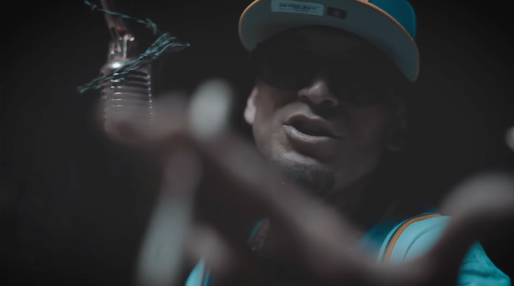 Cargar video: 